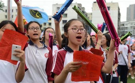 北京人凭什么低分上大学，这是谣言(好学校分数线很高)