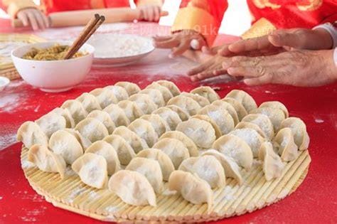 元旦吃什么风俗食物，三种食物(分别