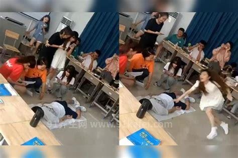 男生在女生身上滑滑梯是什么意思，情侣间污污的小游戏(图片)