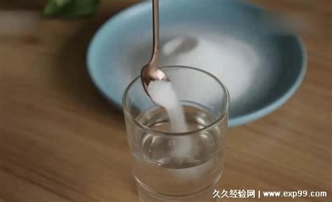 牙痛最怕的一碗水，食盐水/花椒白酒水口含有效缓解